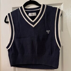 TNA Marcy Cropped Sweater Vest